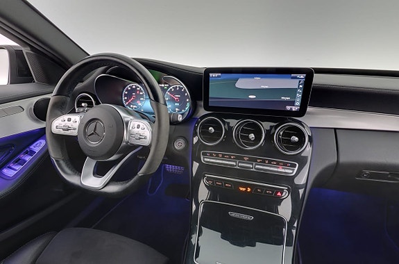 Mercedes-Benz C300 15 of 30