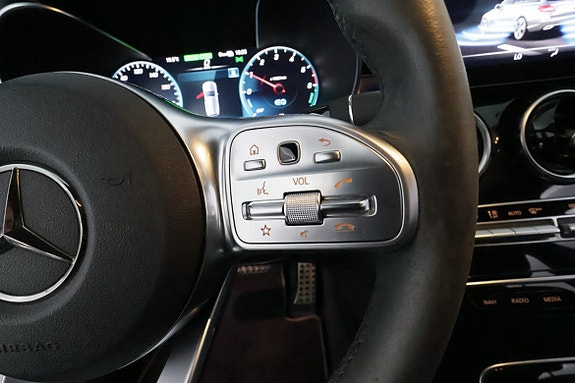 Mercedes-Benz C300 19 of 30