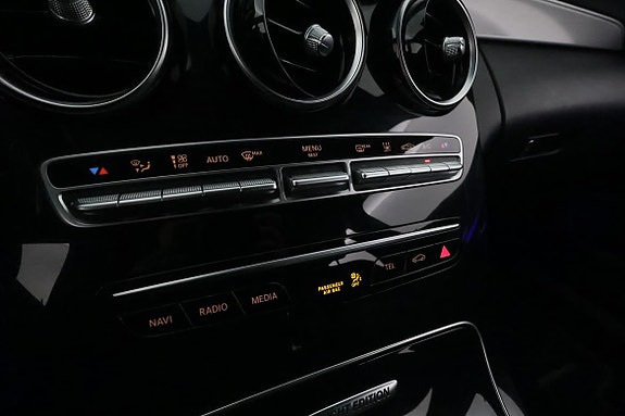 Mercedes-Benz C300 24 of 30