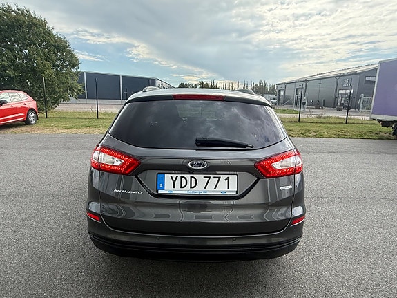 Ford Mondeo 4 of 9