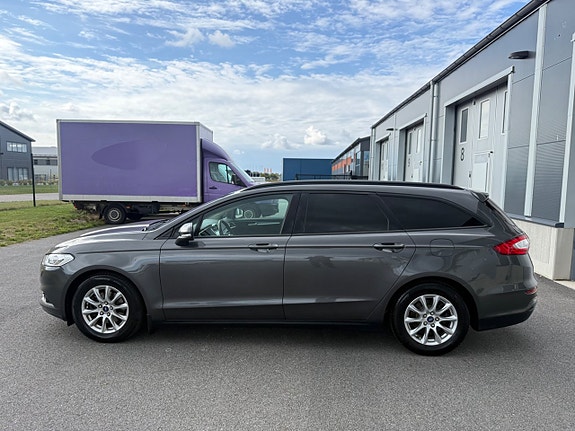Ford Mondeo 6 of 9