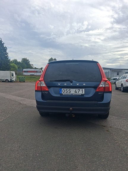 Volvo V70 7 of 9