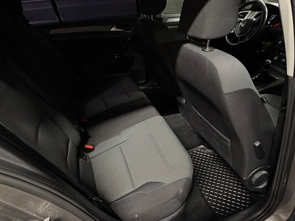 Volkswagen Golf I 18 of 18