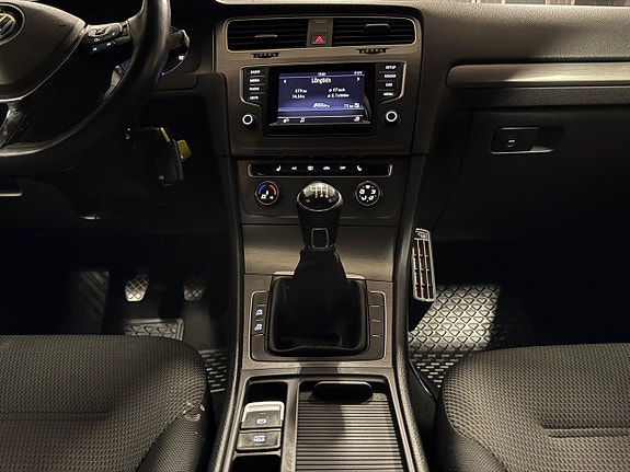 Volkswagen Golf I 16 of 18