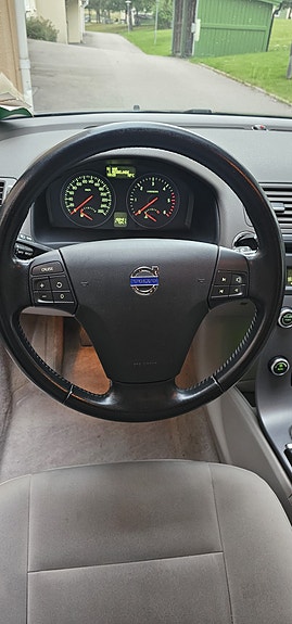 Volvo V50 5 of 6