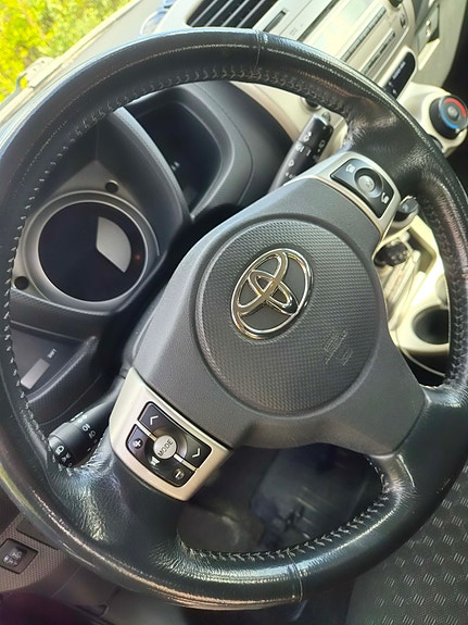 Toyota Urban Cruiser 13 of 15
