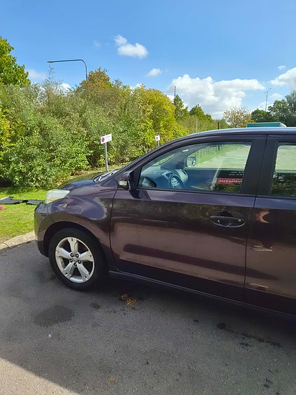 Toyota Urban Cruiser 6 of 15