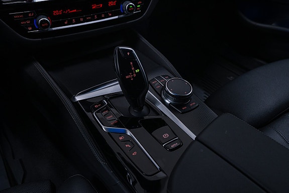 BMW 530e 17 of 23