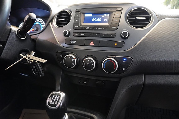 Hyundai i10 19 of 21