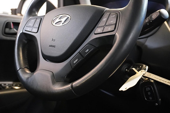 Hyundai i10 20 of 21