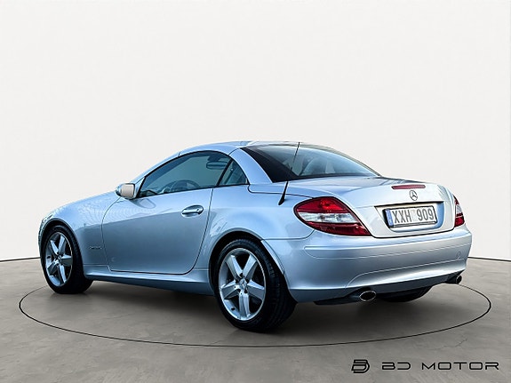 Mercedes-Benz SLK200 6 of 14