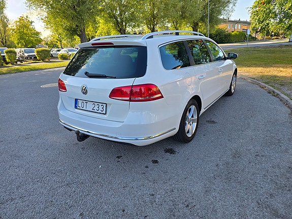 Volkswagen Passat 4 of 7