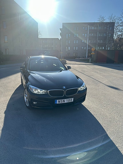 BMW 320d 2 of 7