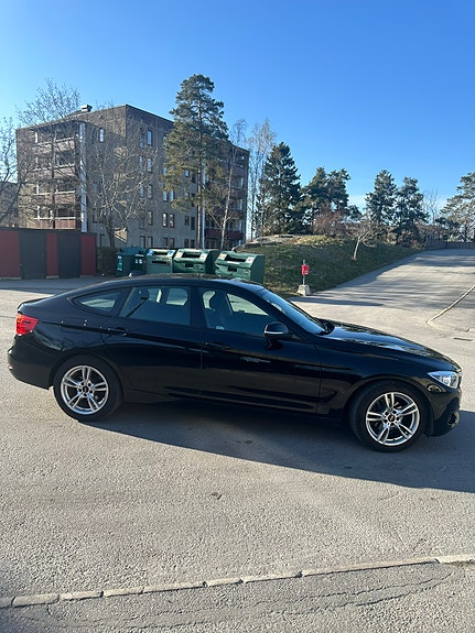 BMW 320d 4 of 7