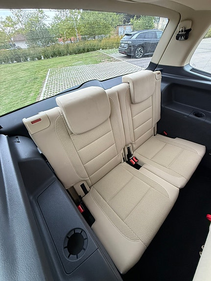 Volkswagen Touran 15 of 17
