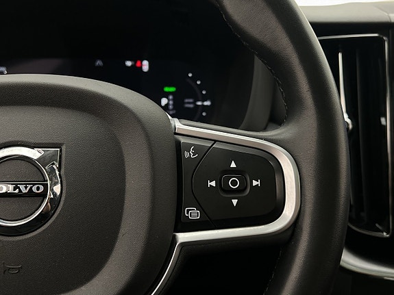 Volvo XC60 21 of 30