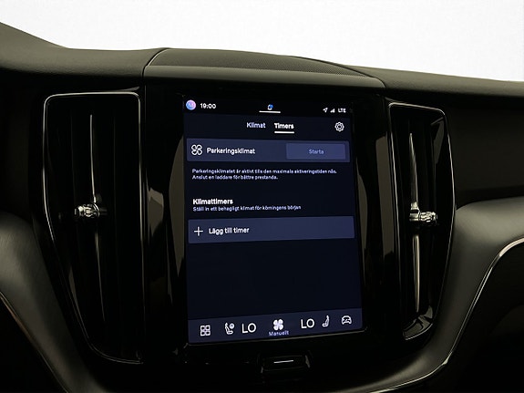 Volvo XC60 26 of 30