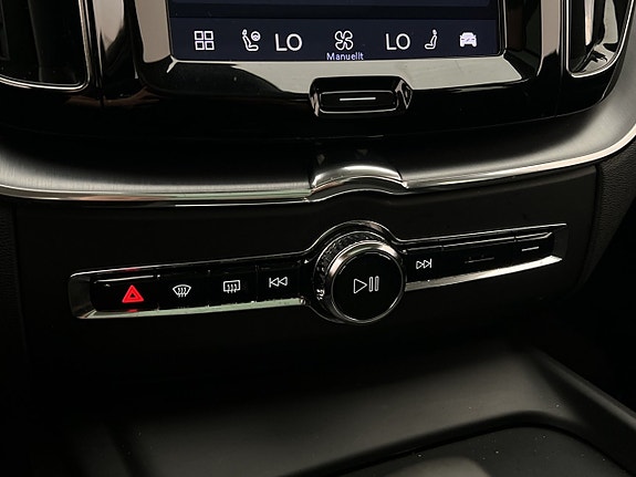 Volvo XC60 29 of 30