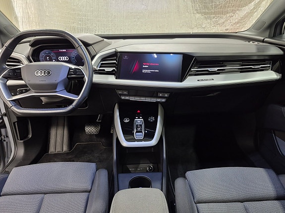 Audi Q4 e-tron 11 of 17