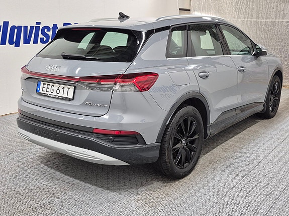Audi Q4 e-tron 8 of 17