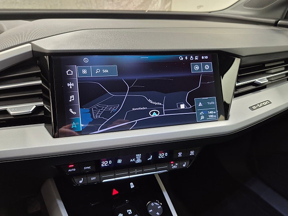 Audi Q4 e-tron 12 of 17