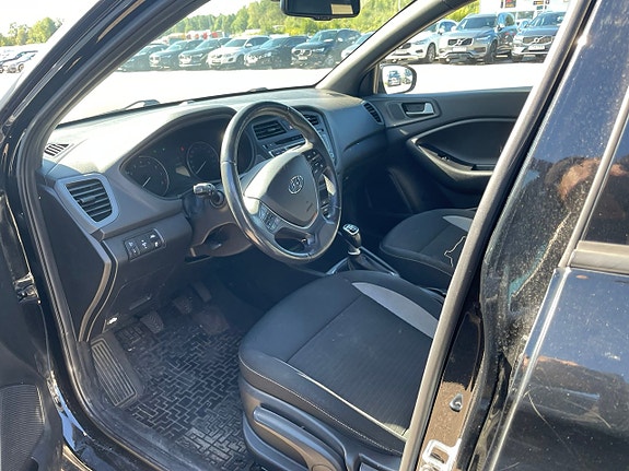 Hyundai i20 5 of 5