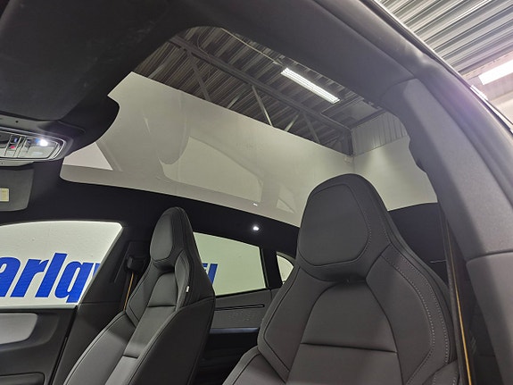 Polestar 4 11 of 13