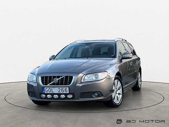 Volvo V70 6 of 15