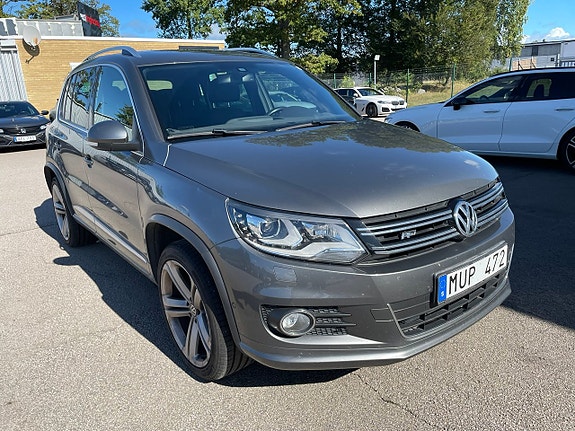 Volkswagen Tiguan 2 of 5