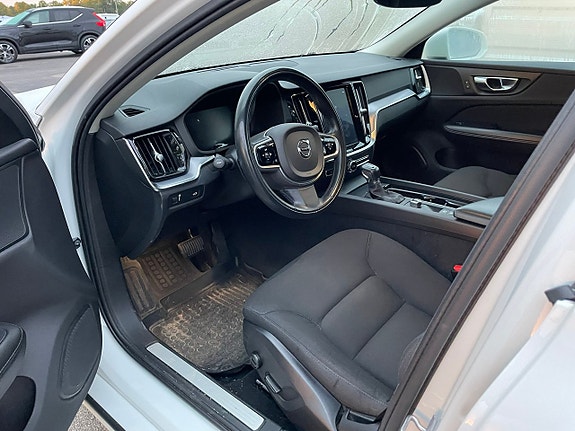 Volvo V60 5 of 5