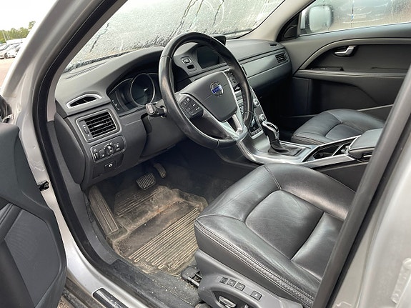 Volvo XC70 5 of 5
