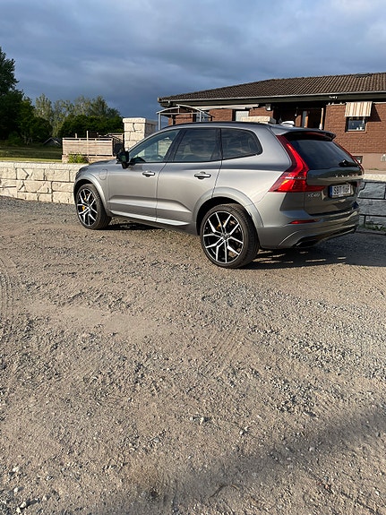 Volvo XC60 3 of 11