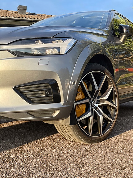 Volvo XC60 4 of 11