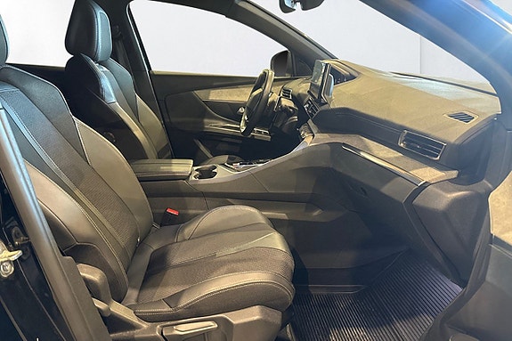 Peugeot 3008 7 of 11