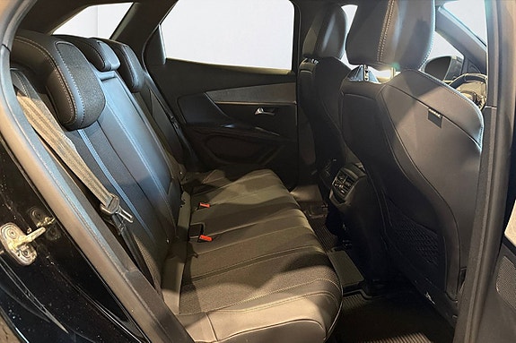 Peugeot 3008 8 of 11