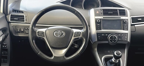 Toyota Verso 8 of 15