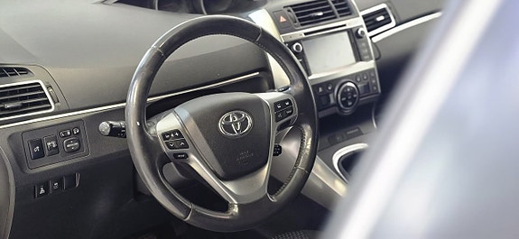 Toyota Verso 7 of 15