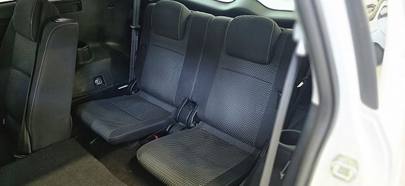 Toyota Verso 15 of 15