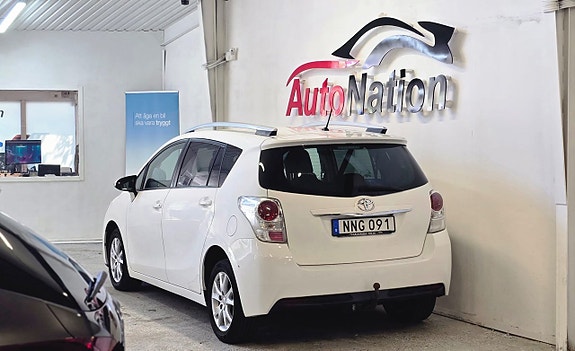 Toyota Verso 3 of 15