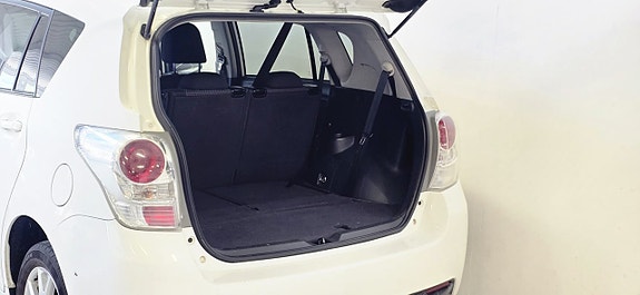 Toyota Verso 6 of 15