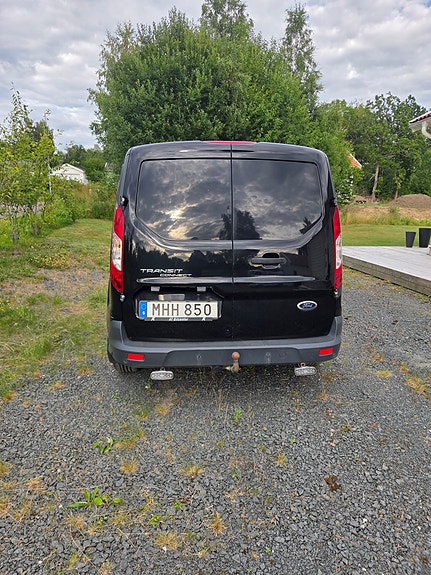 Ford Transit Connect 3 of 11