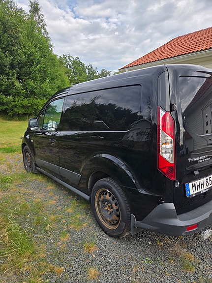 Ford Transit Connect 2 of 11