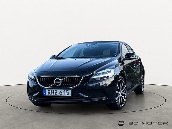 Volvo V40 6 of 17
