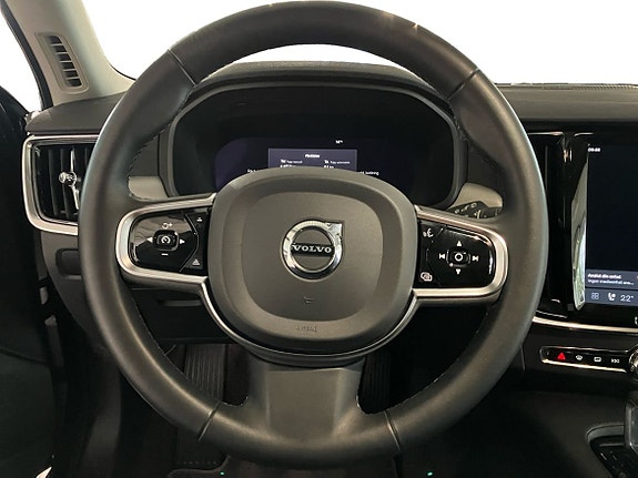 Volvo V90 10 of 13