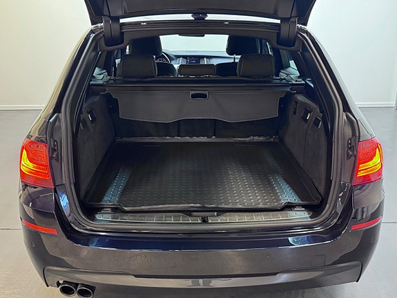 BMW 520d 11 of 30