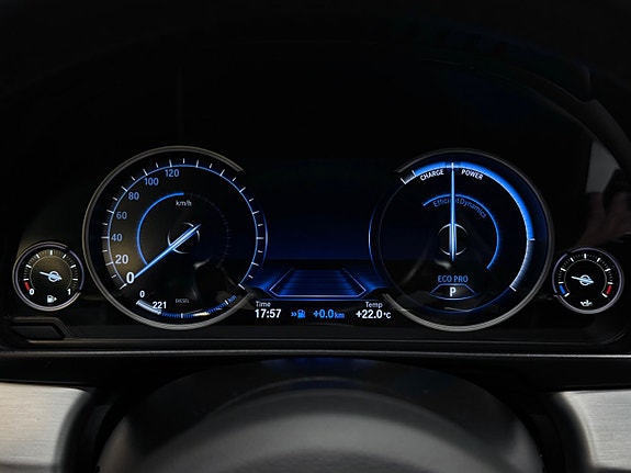 BMW 520d 22 of 30