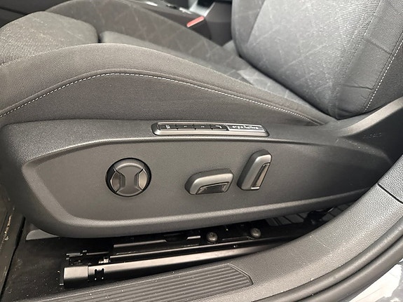 Volkswagen Golf I 8 of 12
