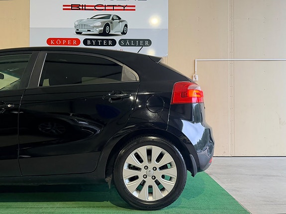 Kia Rio 14 of 17