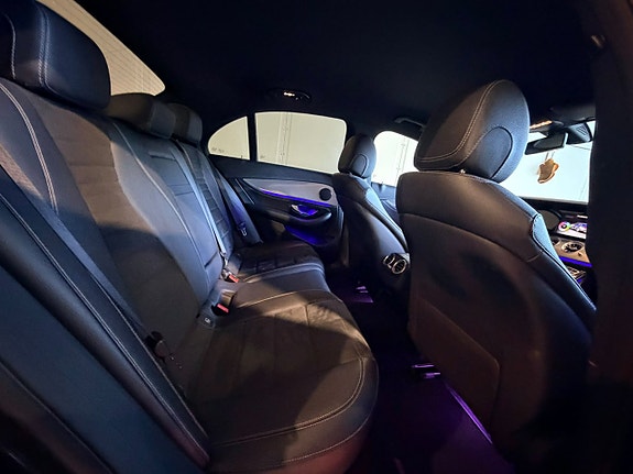 Mercedes-Benz E220 d 7 of 25