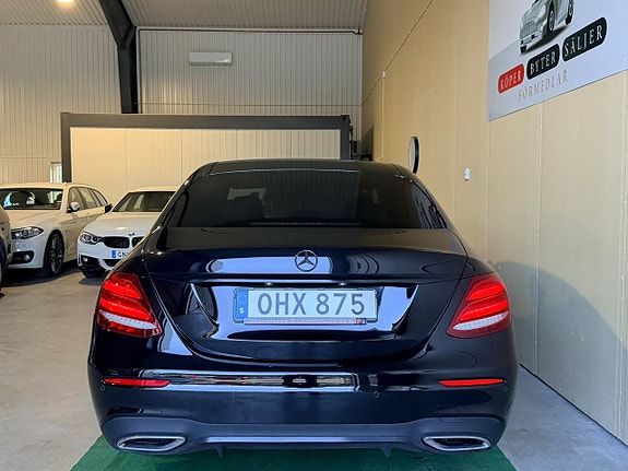 Mercedes-Benz E220 d 25 of 25
